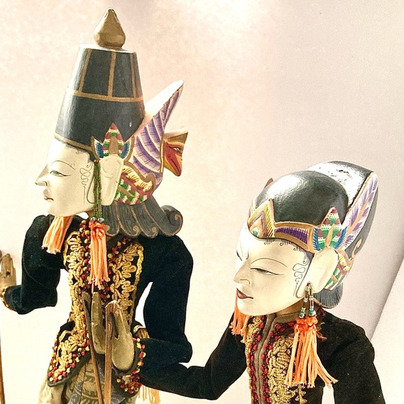 18 & 16” Wayang Golek Java Indonesia Asian Stick Marionettes & case. - Picture 3 of 12